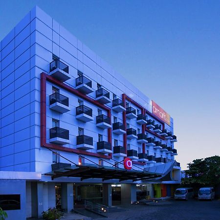 Amaris Hotel Bandara Soekarno Hatta Tangerang Exterior photo