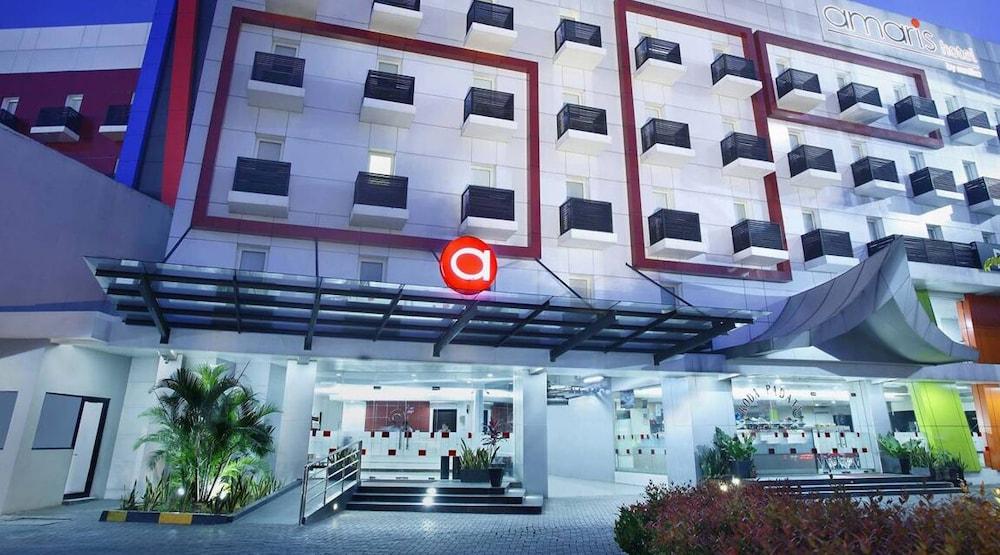 Amaris Hotel Bandara Soekarno Hatta Tangerang Exterior photo